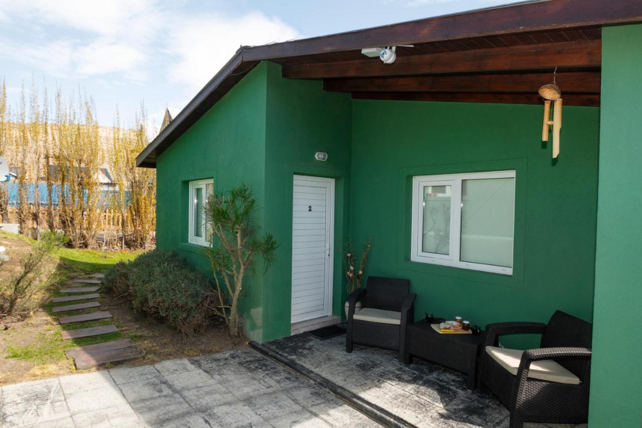 Complejo De Cabanas Atrapasuenos El Calafate Exterior photo
